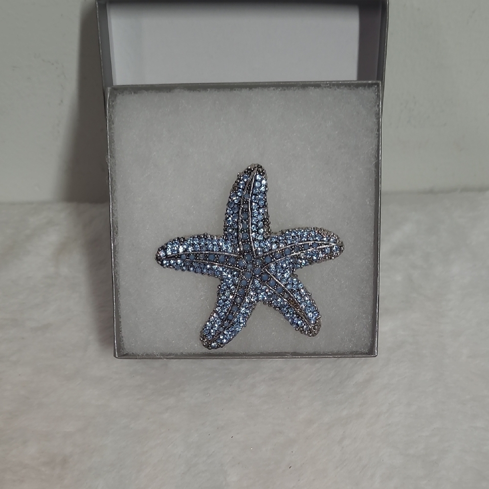 Blue Starfish Brooch - Picture 5 of 5